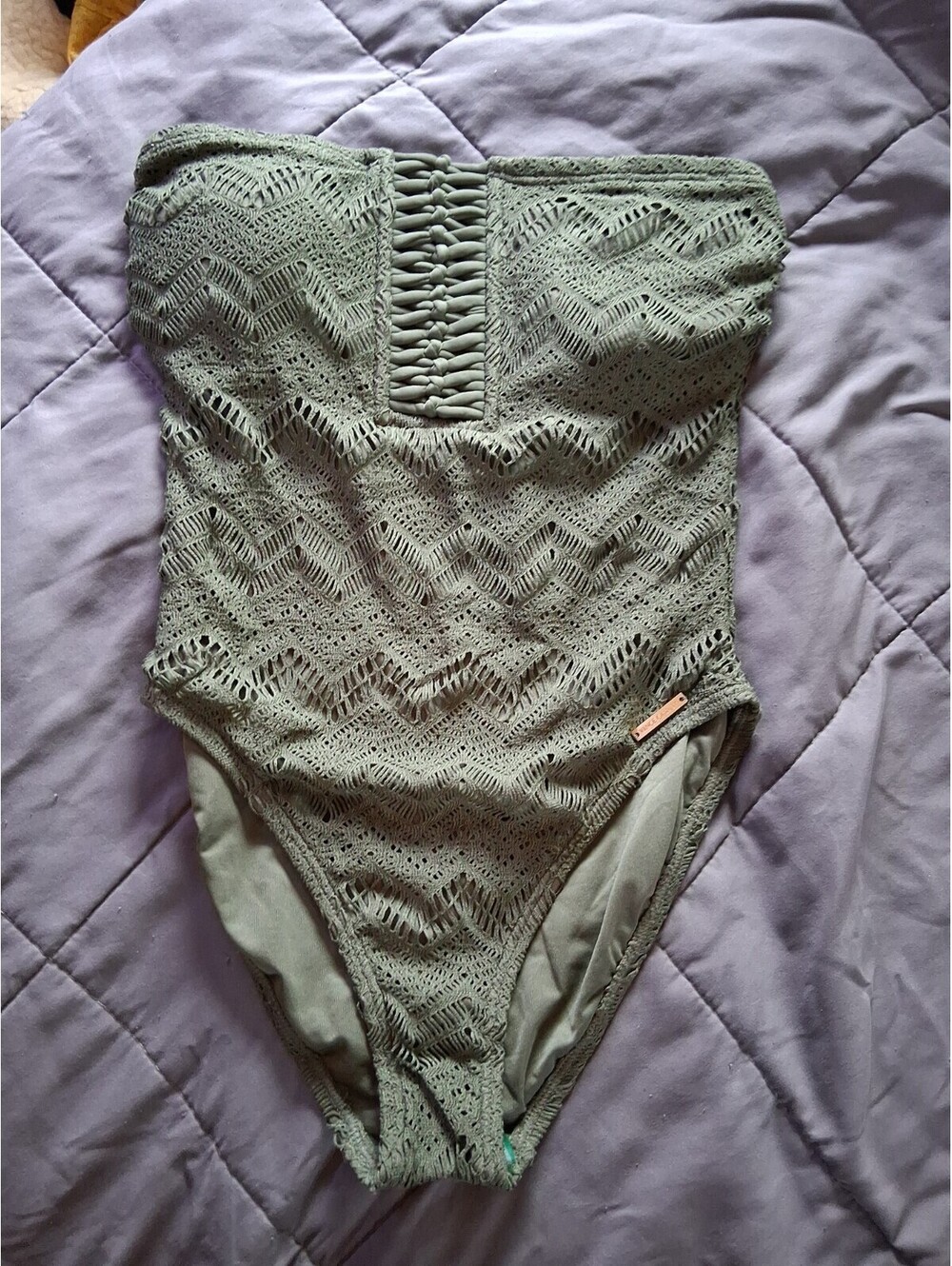 Vince Camuto Safari Green Swimsuit Size 8 Crochet Bandeau One-Piece D2